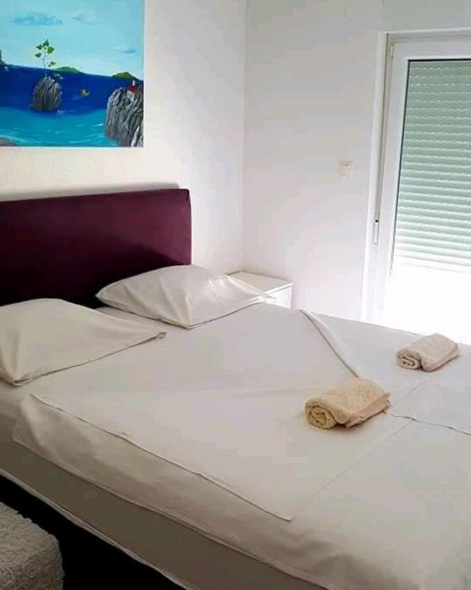 Bajo Apartmany Podgora Buitenkant foto